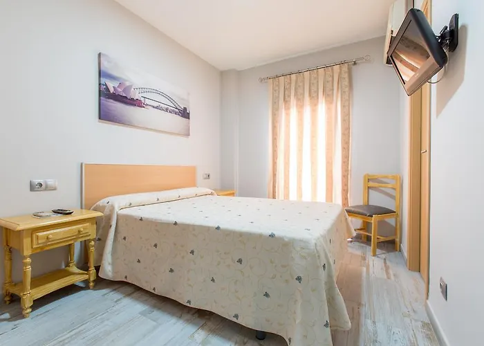 Olympia Ronda Hostel